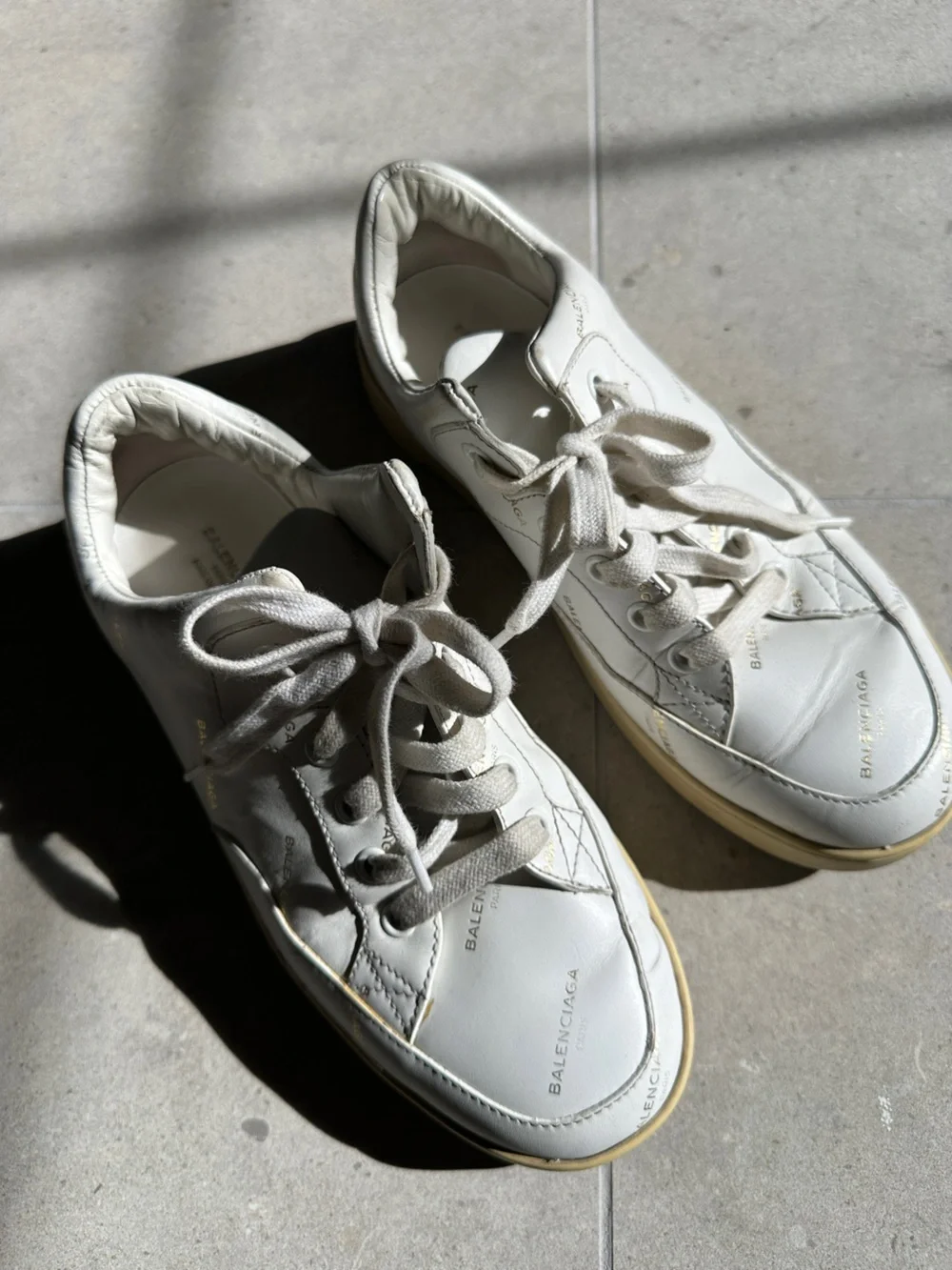 Balenciaga 